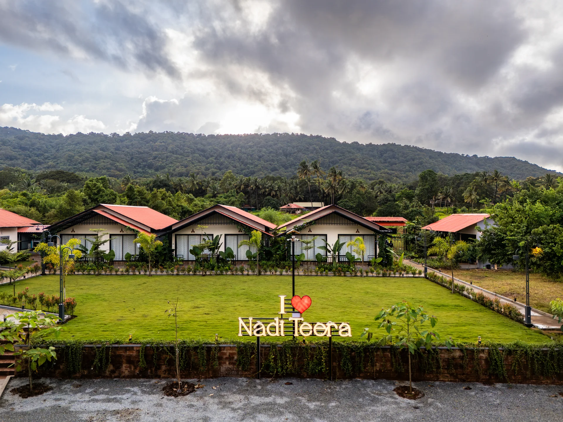 The Nadi Teera lawn and cottages at Nadi Teera, Dandeli