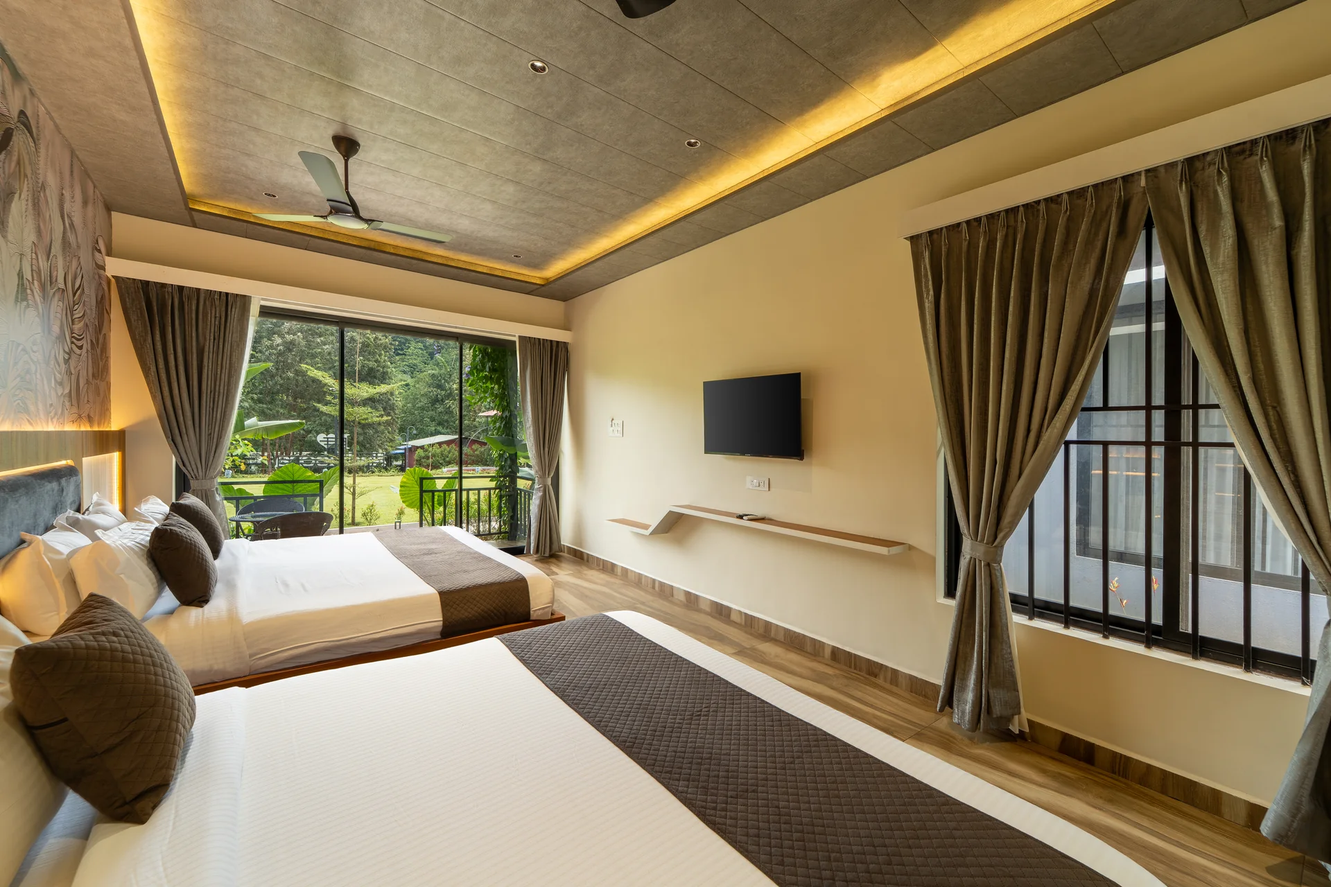Premium Cottage with garden views at Nadi Teera, Dandeli